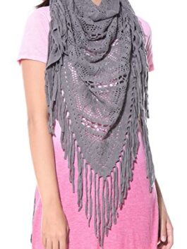 women knitted triangular scarf in Grey