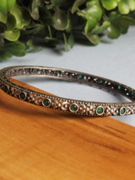 Silver Tone Tribal handcrafted Bangle